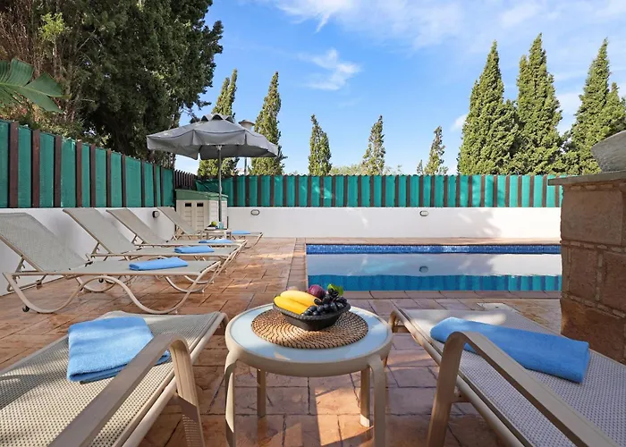Villa Anthia - 2Bed With Large Pool