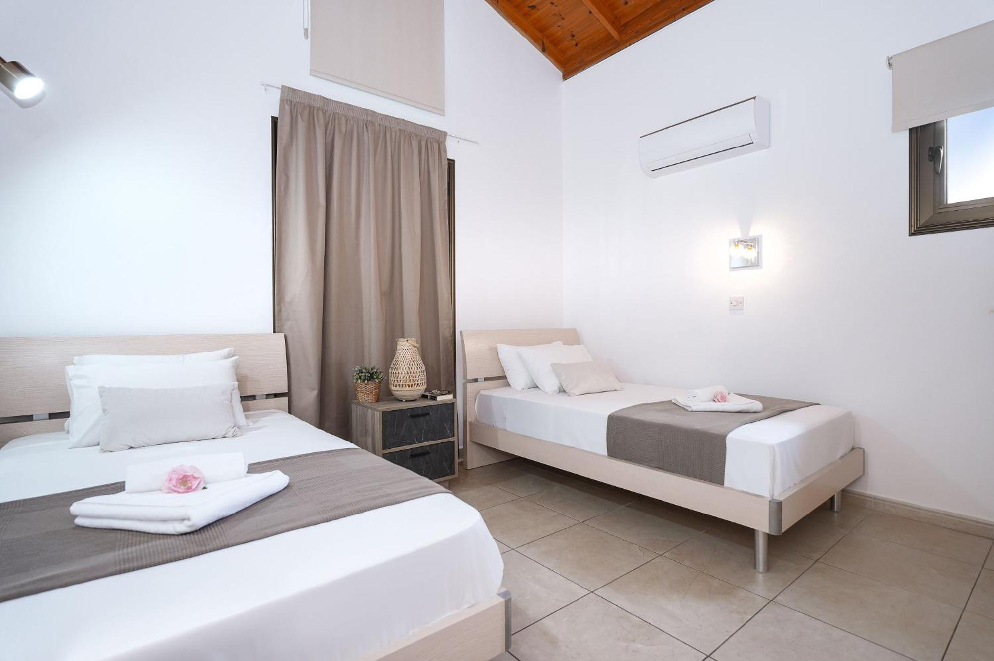 Anthia - 2bed With Large Pool Дом отдыха *